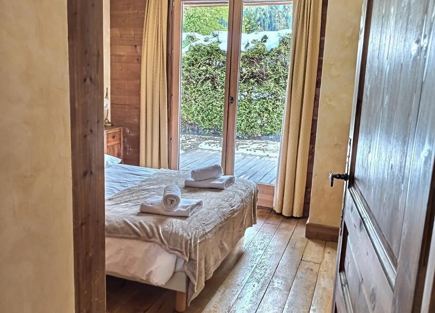 Chalet Spacieux A Chamonix Pour 9 - Vue Panoramique Mont-Blanc, Jacuzzi, Jardin & Parking